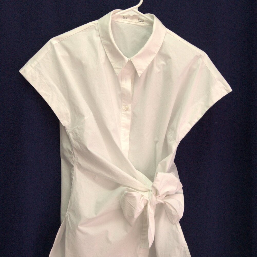 Sfera Casual white waist-tie sleeveless button-down